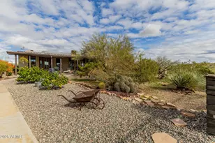 1795 Vista Dr, Wickenburg, AZ 85390 - Photo 2