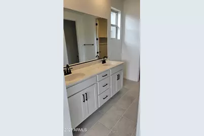 15559 W Hackamore Drive, Surprise, AZ 85387 - Photo 8