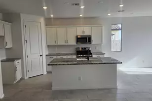 15559 W Hackamore Dr, Surprise, AZ 85387 - Photo 4