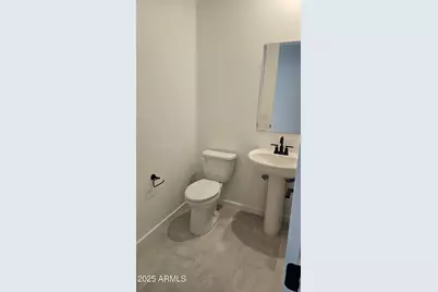 15559 W Hackamore Drive, Surprise, AZ 85387 - Photo 10