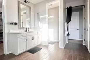 18243 W Devonshire Ave, Goodyear, AZ 85395 - Photo 92