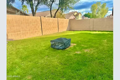 8916 W Cherry Hills Drive, Peoria, AZ 85345 - Photo 36