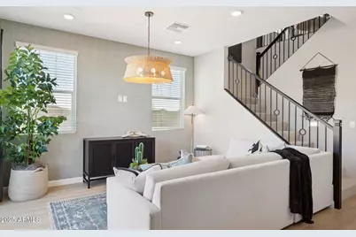 5870 E Zachary Drive, Phoenix, AZ 85054 - Photo 1