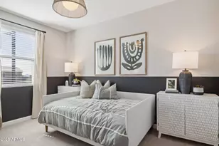 5870 E Zachary Dr, Phoenix, AZ 85054 - Photo 20