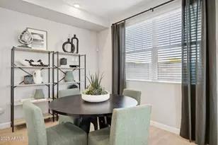 5870 E Zachary Dr, Phoenix, AZ 85054 - Photo 4