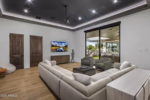 7627 E Sunnyside Dr, Scottsdale, AZ 85260 - Photo 12