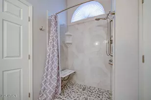 11001 W Yukon Dr, Peoria, AZ 85373 - Photo 16