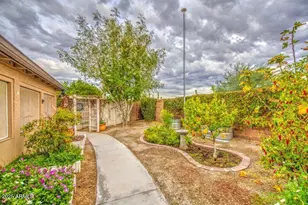 11001 W Yukon Dr, Peoria, AZ 85373 - Photo 24