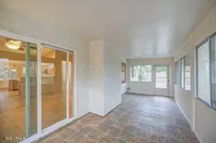 11001 W Yukon Dr, Peoria, AZ 85373 - Photo 10