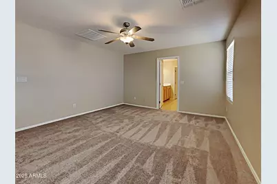 1070 E Kelsi Avenue, San Tan Valley, AZ 85140 - Photo 10