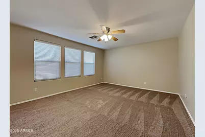 1070 E Kelsi Avenue, San Tan Valley, AZ 85140 - Photo 8