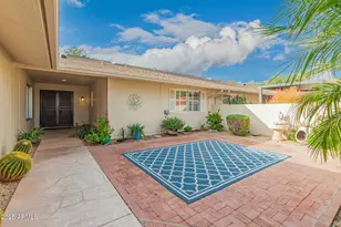 9871 W Country Club Ct, Sun City, AZ 85373 - Photo 4