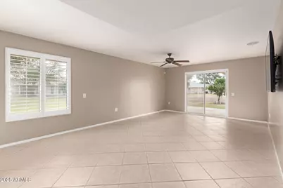 9871 W Country Club Court, Sun City, AZ 85373 - Photo 12