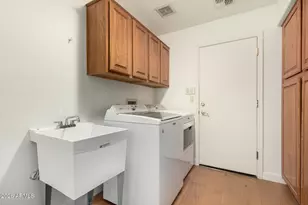 920 W Iris Dr, Gilbert, AZ 85233 - Photo 36