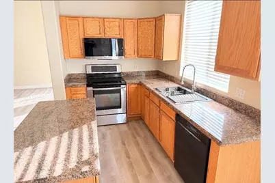 17640 N 17th Street, Phoenix, AZ 85022 - Photo 6