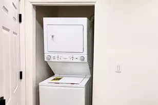 7401 W Arrowhead Clubhouse Dr, Glendale, AZ 85308 - Photo 8