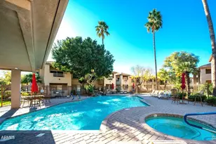 7401 W Arrowhead Clubhouse Dr, Glendale, AZ 85308 - Photo 24