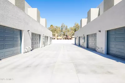 2842 E Tracy Lane #Unit 3, Phoenix, AZ 85032 - Photo 26