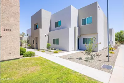 2842 E Tracy Lane #Unit 3, Phoenix, AZ 85032 - Photo 6