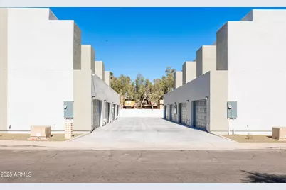 2842 E Tracy Lane #Unit 3, Phoenix, AZ 85032 - Photo 30