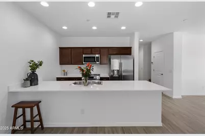 2842 E Tracy Lane #Unit 3, Phoenix, AZ 85032 - Photo 1