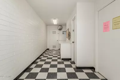 808 N 82nd Street #F214, Scottsdale, AZ 85257 - Photo 32