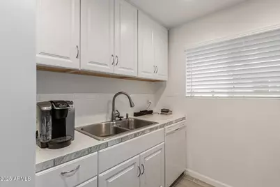 808 N 82nd Street #F214, Scottsdale, AZ 85257 - Photo 18