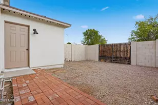 2901 W Muriel Dr, Phoenix, AZ 85053 - Photo 24