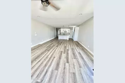 2537 E Southgate Avenue #2, Phoenix, AZ 85040 - Photo 4