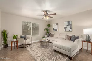 8056 N 31st Ln, Phoenix, AZ 85051 - Photo 4