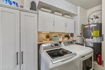 2105 E Robin Lane, Phoenix, AZ 85024 - Photo 28