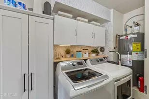 2105 E Robin Ln, Phoenix, AZ 85024 - Photo 28