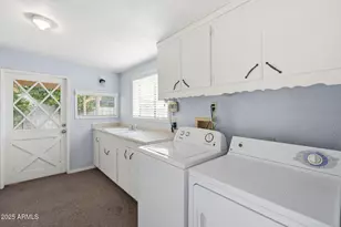 8201 E Whitton Ave, Scottsdale, AZ 85251 - Photo 26