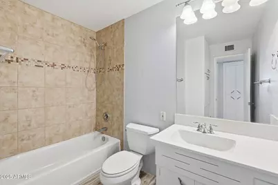 8201 E Whitton Avenue, Scottsdale, AZ 85251 - Photo 22