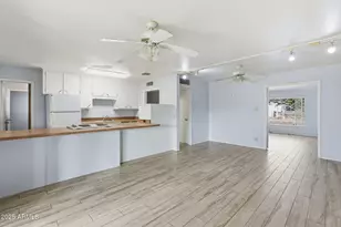 8201 E Whitton Ave, Scottsdale, AZ 85251 - Photo 14