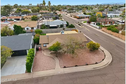 8201 E Whitton Avenue, Scottsdale, AZ 85251 - Photo 34