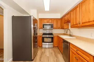 7401 N Scottsdale Rd, Paradise Valley, AZ 85253 - Photo 4