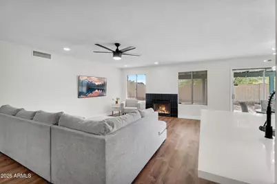 1639 E Aire Libre Avenue, Phoenix, AZ 85022 - Photo 18