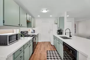 1639 E Aire Libre Ave, Phoenix, AZ 85022 - Photo 18