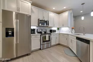 2511 W Queen Creek Road W, Chandler, AZ 85248 - Photo 2