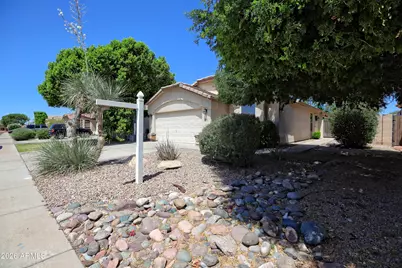 670 E Kyle Drive, Gilbert, AZ 85296 - Photo 1