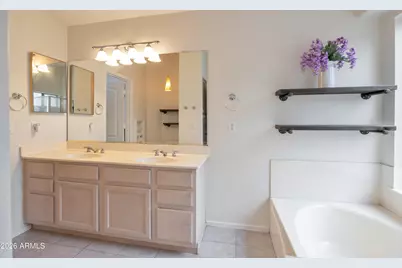 670 E Kyle Drive, Gilbert, AZ 85296 - Photo 14
