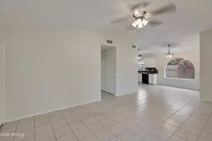 670 E Kyle Dr, Gilbert, AZ 85296 - Photo 8