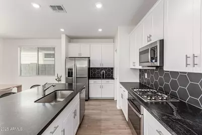 13244 N 146th Lane, Surprise, AZ 85379 - Photo 12