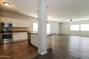 13263 W Crocus Dr, Surprise, AZ 85379 - Photo 8