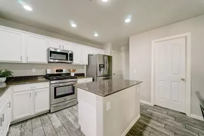 8530 E Kiva Avenue, Mesa, AZ 85209 - Photo 16