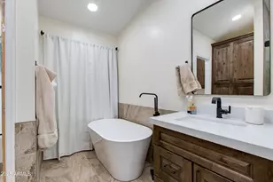 3313 W Kristal Way, Phoenix, AZ 85027 - Photo 30