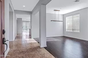 41105 N Prestancia Dr, Phoenix, AZ 85086 - Photo 2