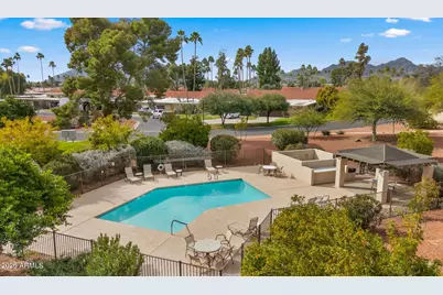 7801 E San Carlos Road, Scottsdale, AZ 85258 - Photo 16