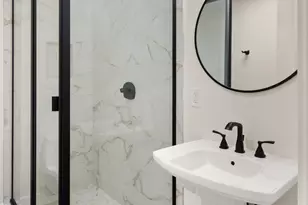 7801 E San Carlos Rd, Scottsdale, AZ 85258 - Photo 36